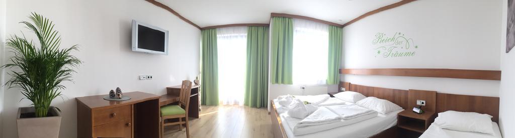 Mathiasl Panorama Ferienwohnungen Bodensdorf Rom bilde